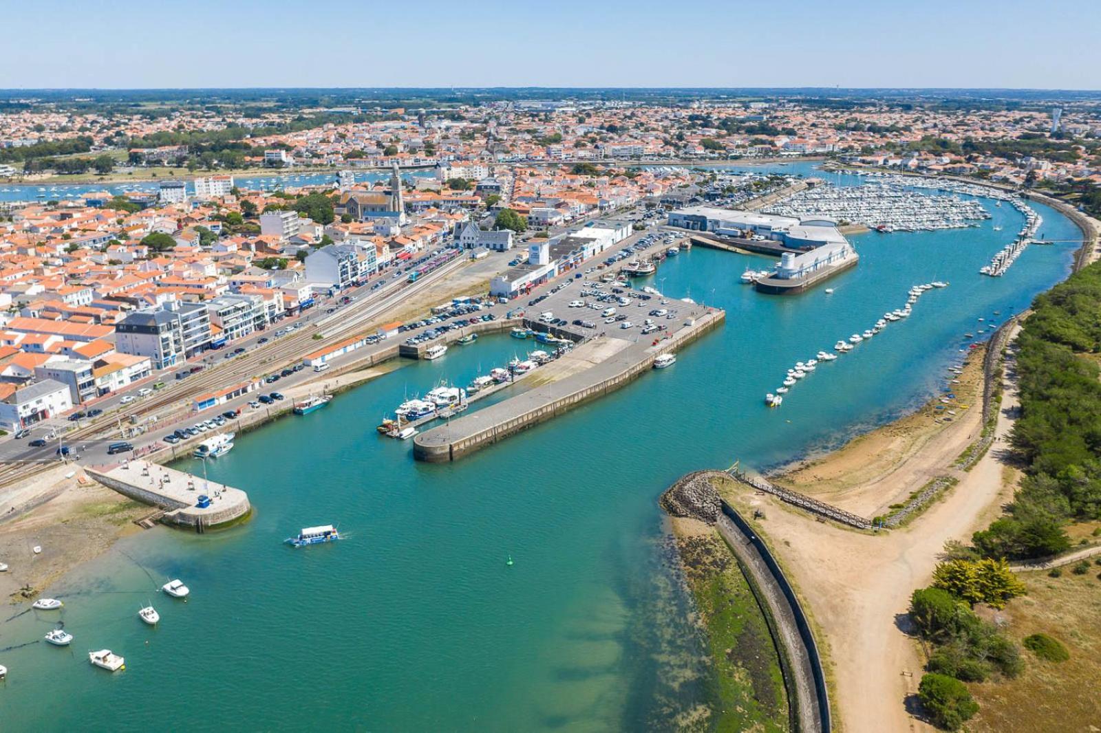 Le Bateau Ivre 50 M De La Plage Saint-Gilles-Croix-de-Vie Esterno foto